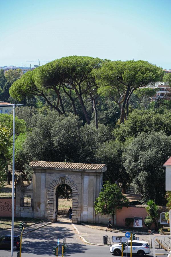 Carpegna 92 Wellness E * Rome